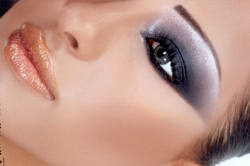 simple shimmer eye make up Tips of Simple Makeup for wedding day