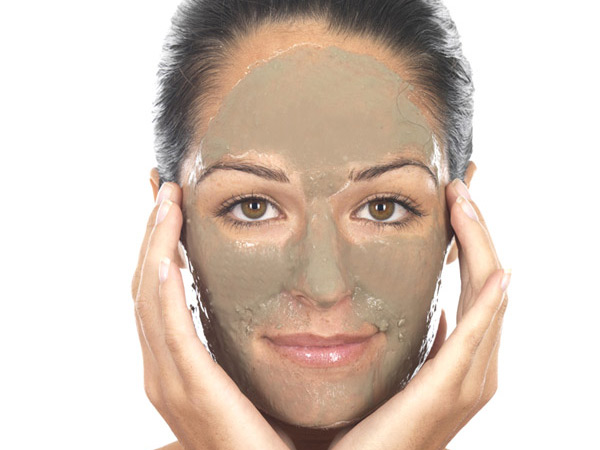 facial mask 1  Important tips and natural mask For the bride