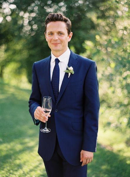  Blue suits to grooms 2014