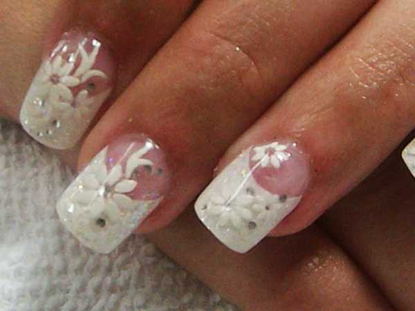 cute white manicure idea for wedding bridal nails this season stylish Manicure for brides