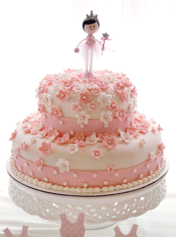 pink flower cake Cute Ballerina birthday decorations ideas 2015