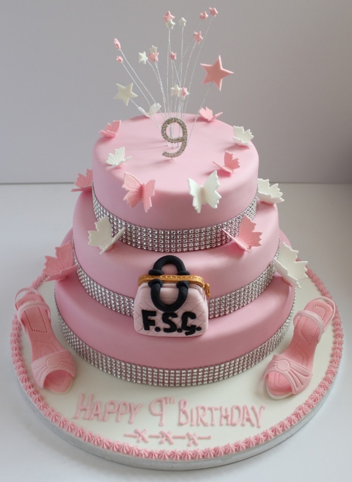girls birthday cakes for 9 year old 700x958 Amazing Pink Cakes For Girls Birthdays