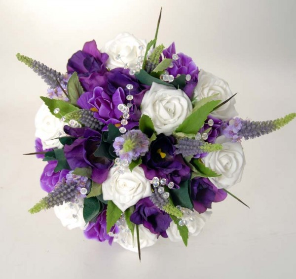 purple wedding flowers pictures 600x565 List of purple wedding flowers