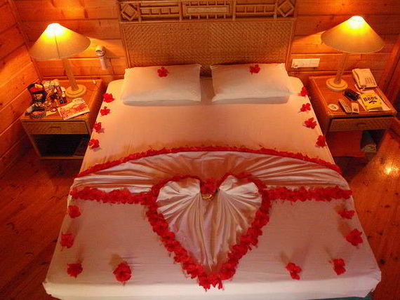 Valentine%E2%80%99s Day Bedroom Decoration Ideas for Your Perfect Romantic Scene 64 romantic bedroom for Valentines Day 2015