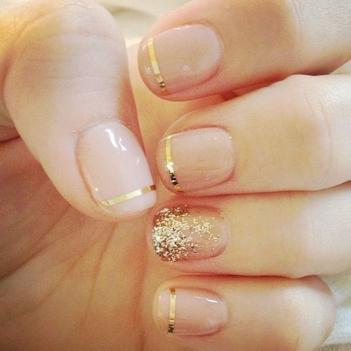 nude gold glitter bridal manicure stylish Manicure for brides