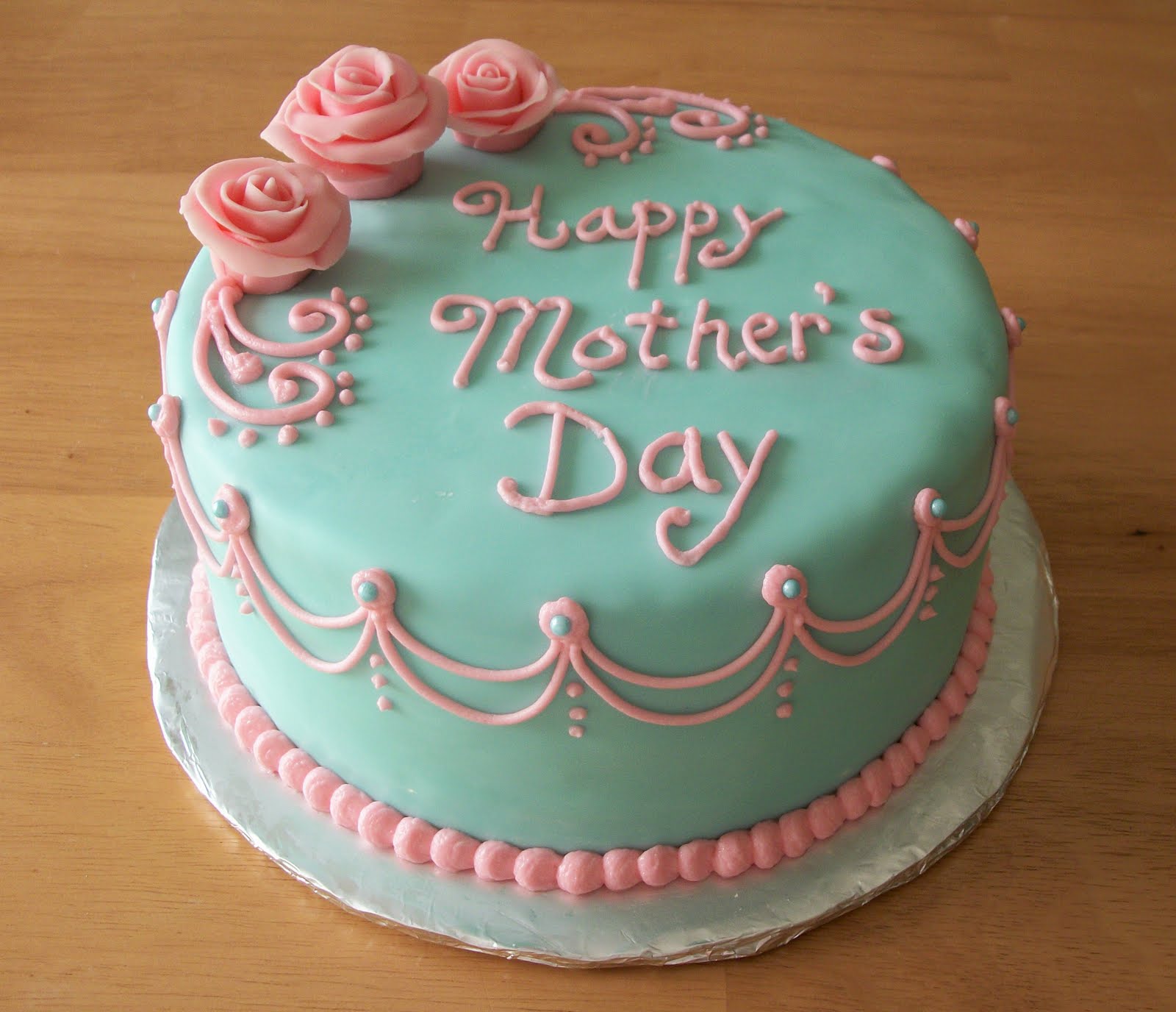 101 1592 Lovely mothers day cakes designs 