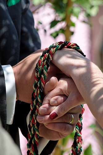 il 570xN.259062826 10 Meaningful Touches for Your Ceremony