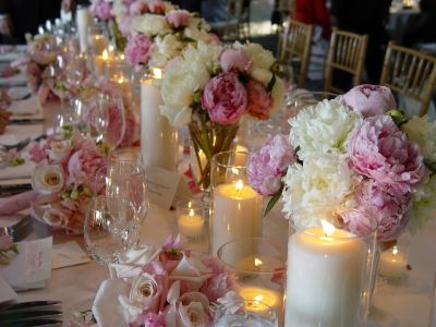 inexpensive wedding decoration ideas omjurqnm Inspiration and expert advice for brides today