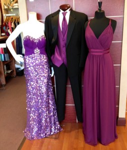 6733980f56c49c2b90df01270cfa254f 255x300 Matching Graduation Outfits For Couples