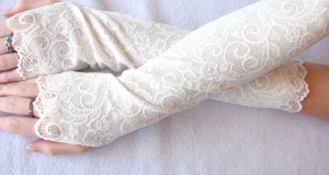 Conditions choose and wear bridal Gloves