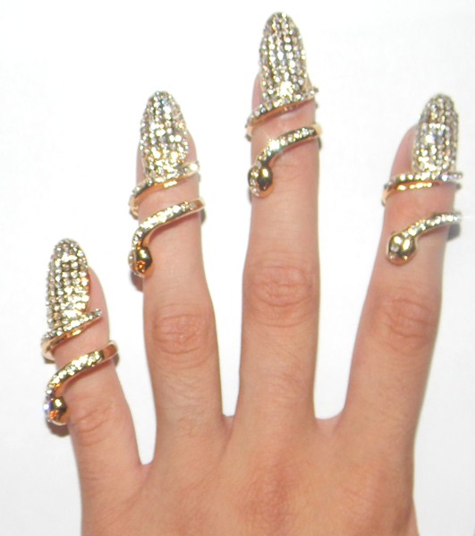  Nails ring Do you like this fashion?