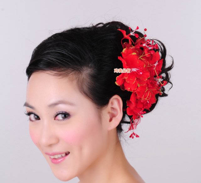 Sweet red and white gold Bridal Dress beads hair Accessories Models wearing are two 2 PCS Smooth hairstyle with valentine`s day  touch 