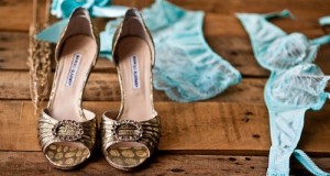 Little of green makeing the honeymoon more attractive !