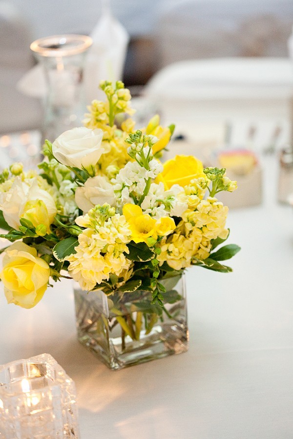 events1487 Let your wedding starring in yellow