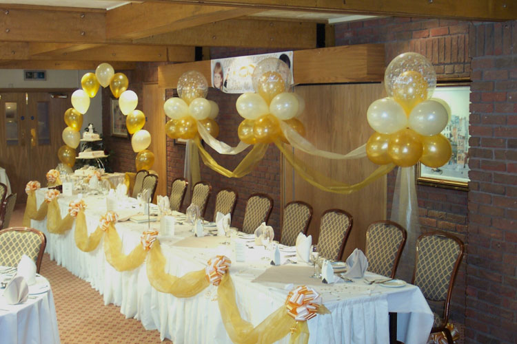 events2392 Let the balloons add fun to your wedding