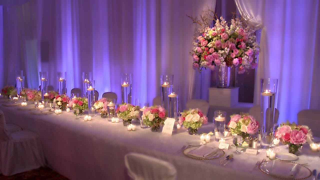 events3247 Great Bouquets for the wedding guests tables 