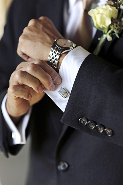 eventsstyl2728 Elegant Cufflinks of suit for the modern groom  