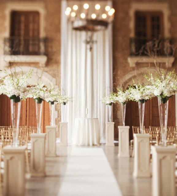 eventsstyl3111 Simple Decors for Indoor Wedding 2014