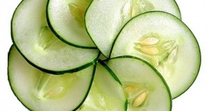 Benefits of cucumber for the bride in narrow pores