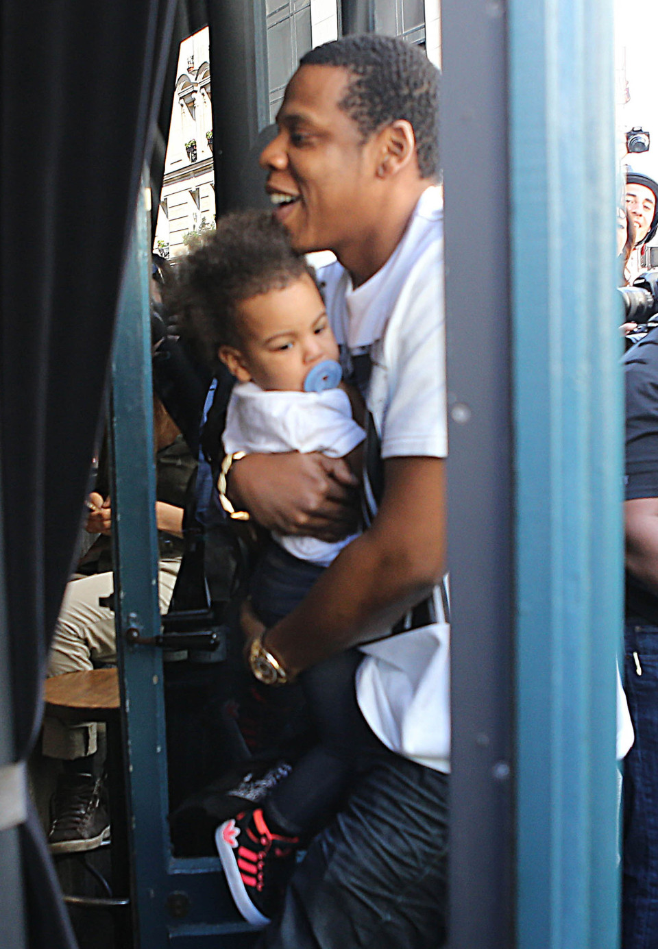 www.eventsstyle.com 13458 Beyonce and Jay Z Daughter pictures 
