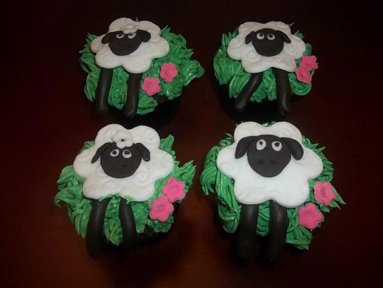 www.eventsstyle.com 16163 Making a beautiful lamb cake 