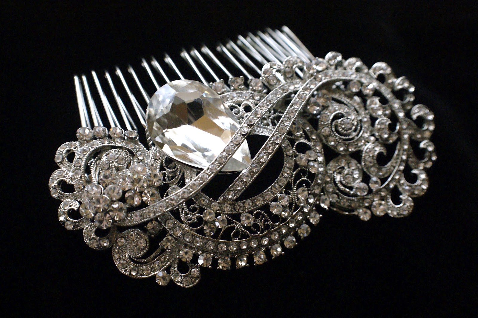 eventsstyle.com 16864 Marvel Wedding Brooches 2014