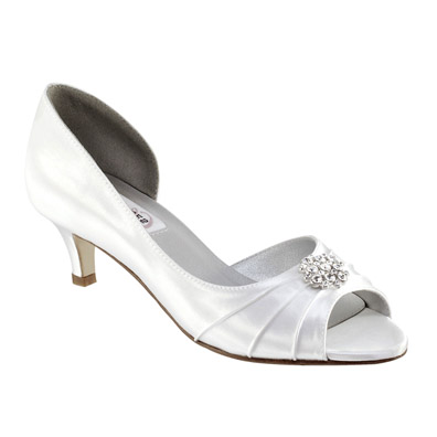 eventsstyle.com 1743 Bridal shoes with Low heel 2014