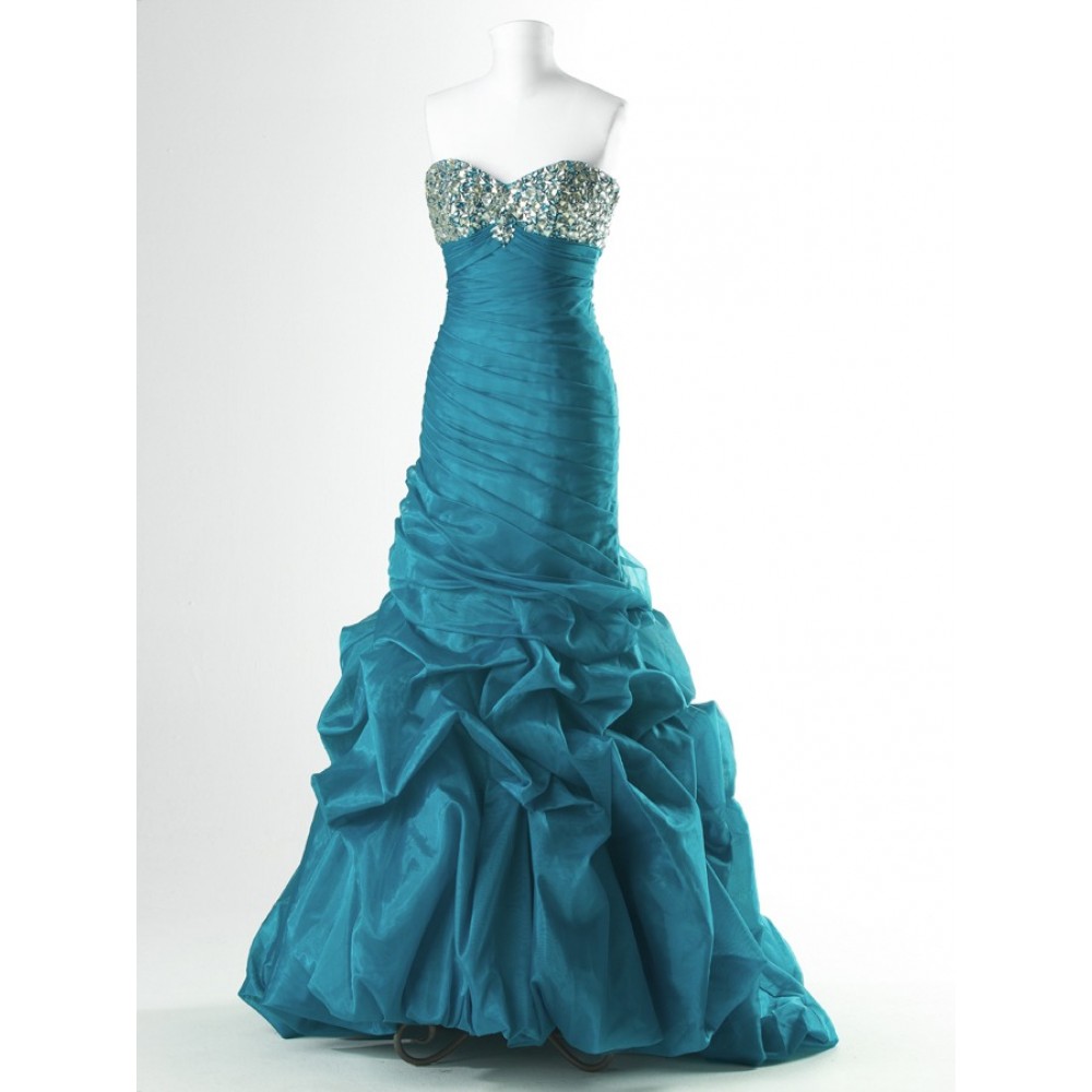 eventsstyle.com 23824 Engagement fancy dresses dream of every bride