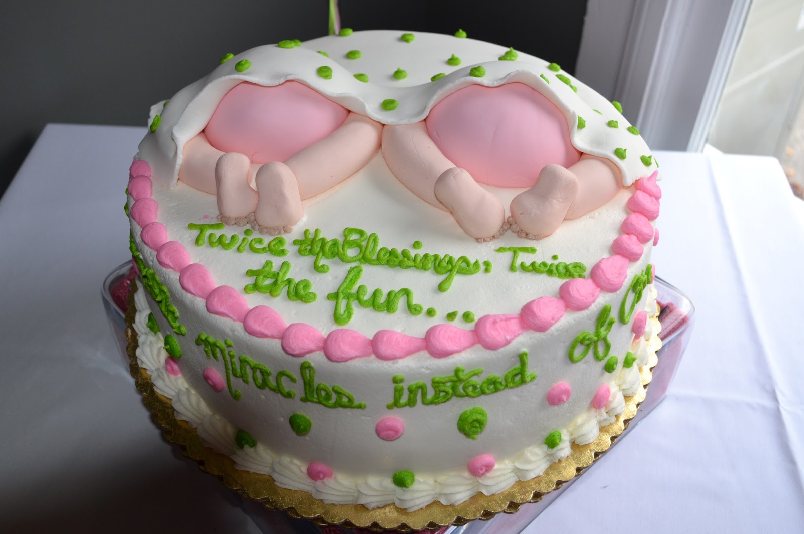 www.eventsstyle.com 30573 How to make Baby Shower Cake for twins