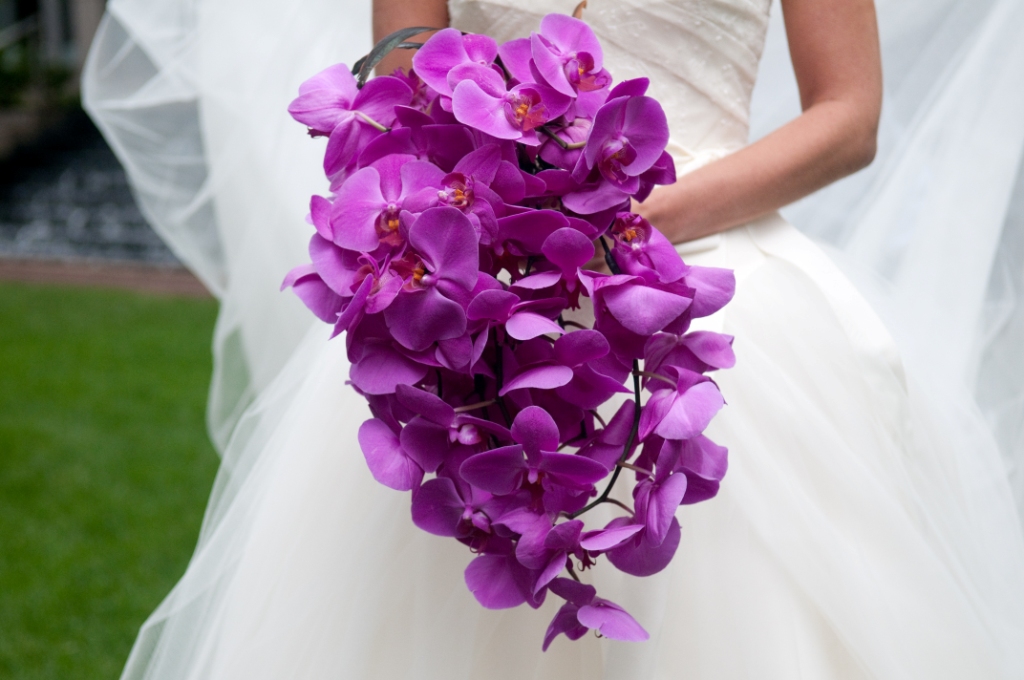 eventsstyle.com 3230 orchid flower bouquets for royal bride 2014