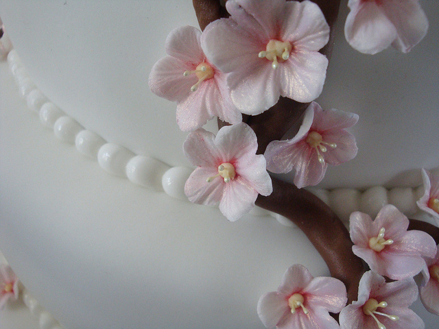 eventsstyle.com 36121 Awesome Cherry Blossom Wedding Cake Designs