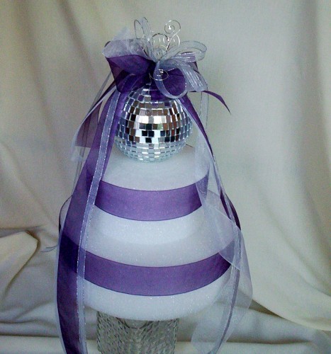 eventsstyle.com 36514 Mirrors theme for a wedding magician and dreamer