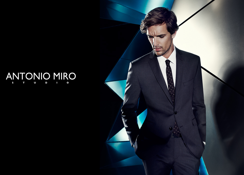 www.eventsstyle.com 42677 Antonio Miro synonymous with male elegance
