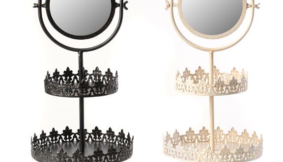 Jewelry stand mirror for pretty woman