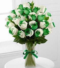 Emerald green for the wedding theme 2015
