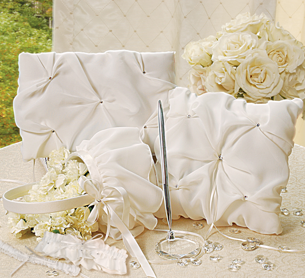 www.eventsstyle.com 45532 How to Choose Wedding Accessories