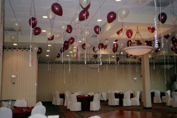 eventsstyle.com 47964 How to decorate your wedding with balloons?
