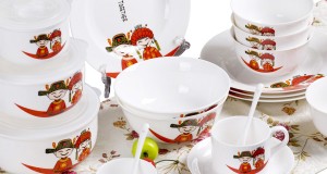 Dinnerware as a wedding gift