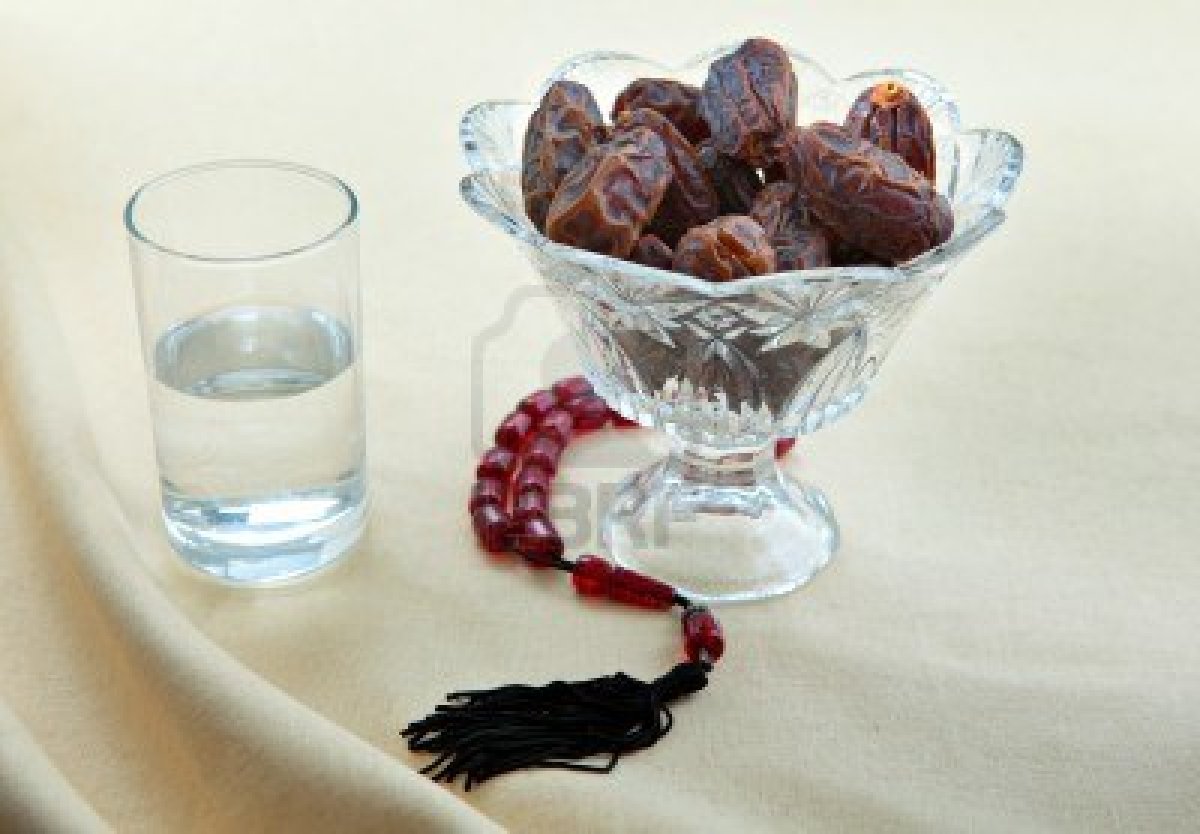 eventsstyle.com 50809 Eat dates on breakfast and stuck Sunnah of the Prophet in Ramadan 2014