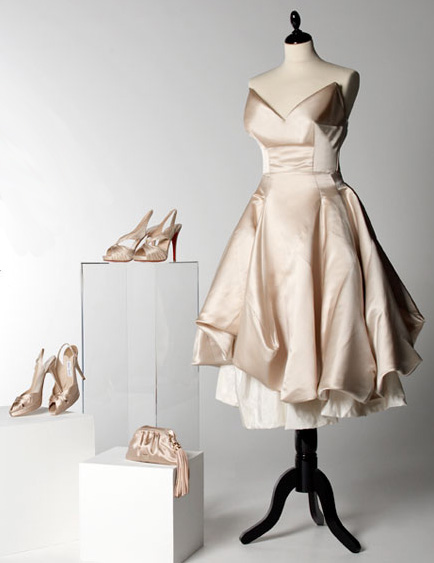 eventsstyle.com 55652 Short dresses for bold brides