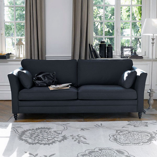 The classic sofa Fashion does not end eventsstyle.com 57563 The classic sofa Fashion does not end