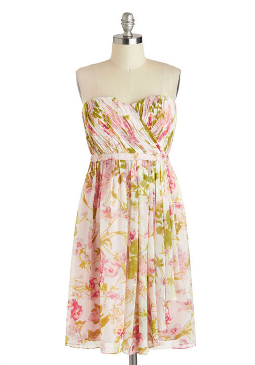 eventsstyle.com 60375 Flowery wedding dresses for bridesmaids