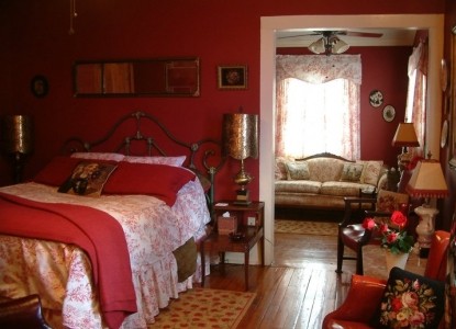 eventsstyle.com 6575 Bedroom with Burgundy color 2014