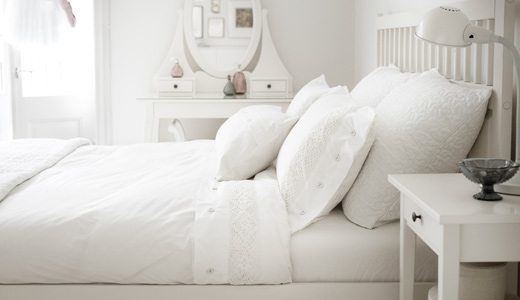 eventsstyle.com 7065 IKEA white bedrooms for couples 2014