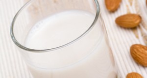 3 mixes of almonds to lighten your skin