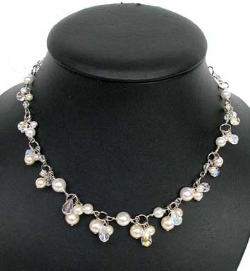 eventsstyle.com 9792 Chic jewelry for wedding day