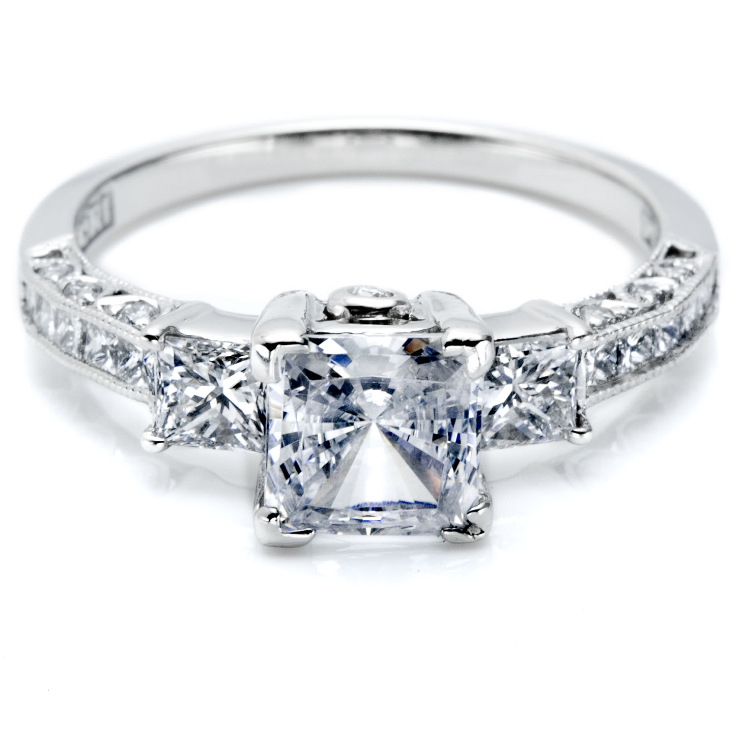 eventsstyle3942 Rings For Princesses with square Stone Diamond