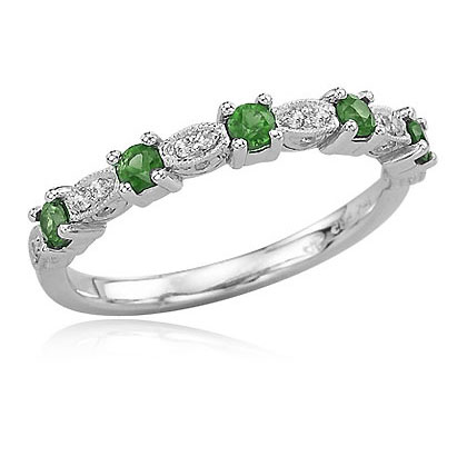 eventsstyle420 luxurious Emerald rings & earrings 2014