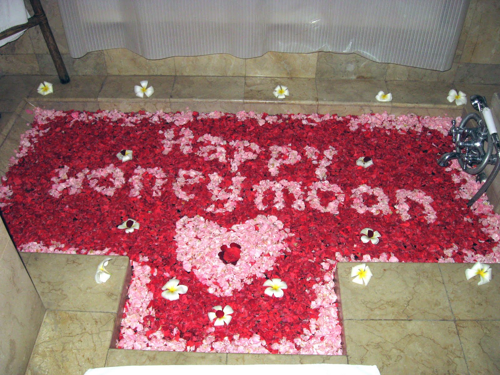 eventsstyles1554 beautiful Honeymoon flowers ideas  