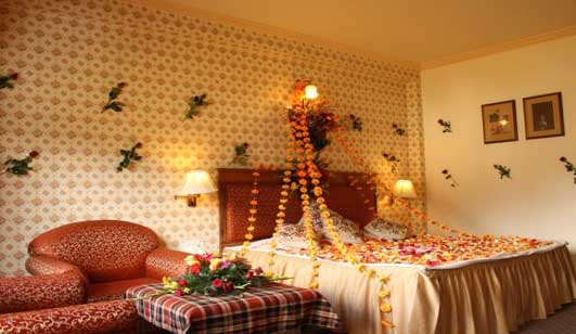 Neat Honeymoon rooms designs eventsstyles1723 Neat Honeymoon rooms designs